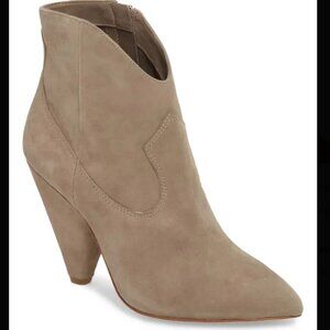 Vince Camuto Movinta Bootie in Foxy‎ Tan Suede Size 8